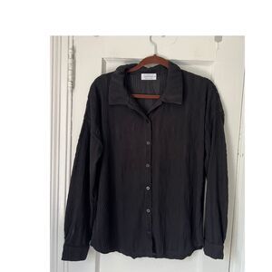 Kaileigh Women's  Blouse Long Sleeve Size M Black Collar Casual Ruffle Texture